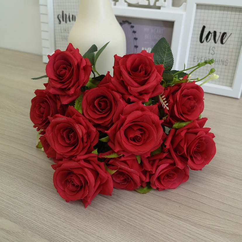 Искусственные цветы в Севастополе | Цветы искусственные «Розы острые», красные, букет