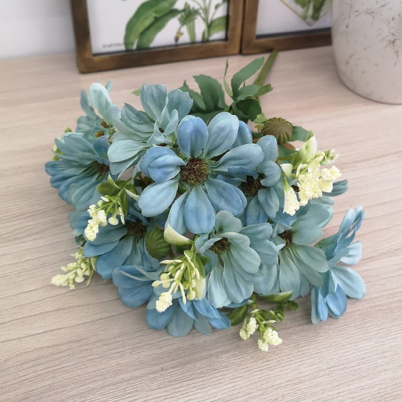 Искусственные цветы в Севастополе | Цветы искусственные «Ромашки с бутонами», голубые, букет