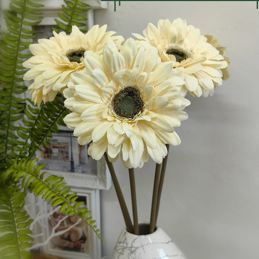 Искусственные цветы в Севастополе | Цветок искусственный «Гербера», молочно-персиковая, одиночный