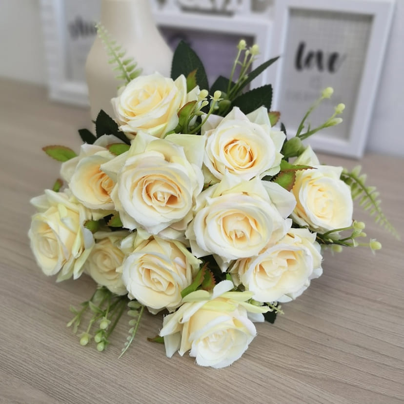 Искусственные цветы в Севастополе | Цветы искусственные «Розы острые», молочно-персиковые, букет