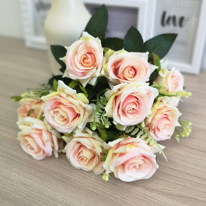 Искусственные цветы в Севастополе | Цветы искусственные «Розы острые», розовато-молочные, букет