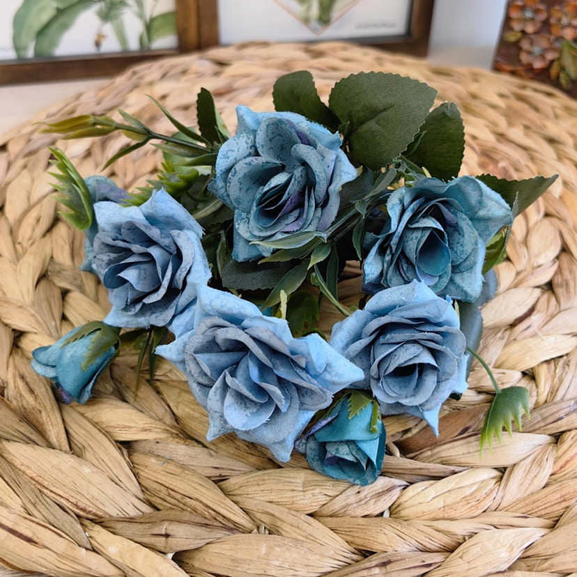 Искусственные цветы в Севастополе | Цветы искусственные «Розы», синие, букет